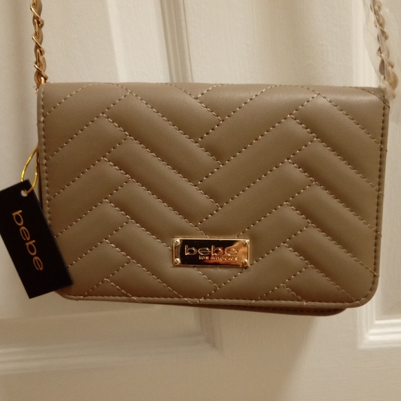 Bebe Los Angeles Sophia Taupe Crossbody/Shoulder bag. New. - Picture 1 of 6